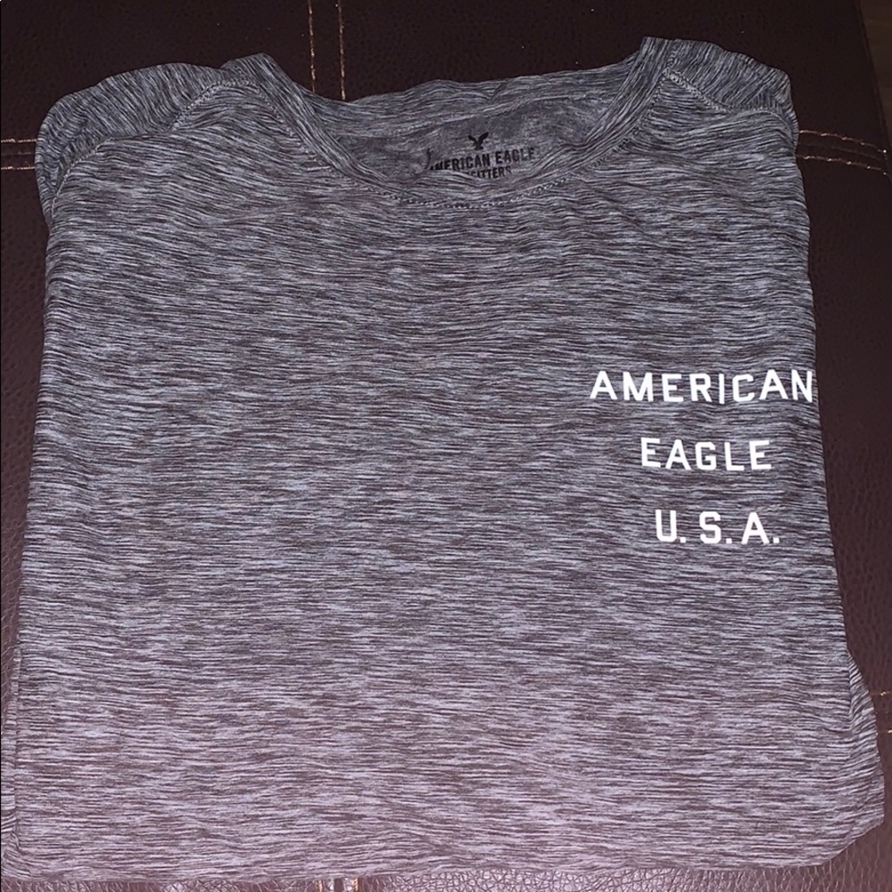 American eagle T-shirt
